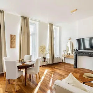 Apartamento Luxueux Proche De Gare Du Midi, à Côté Du Centre, Bruselas